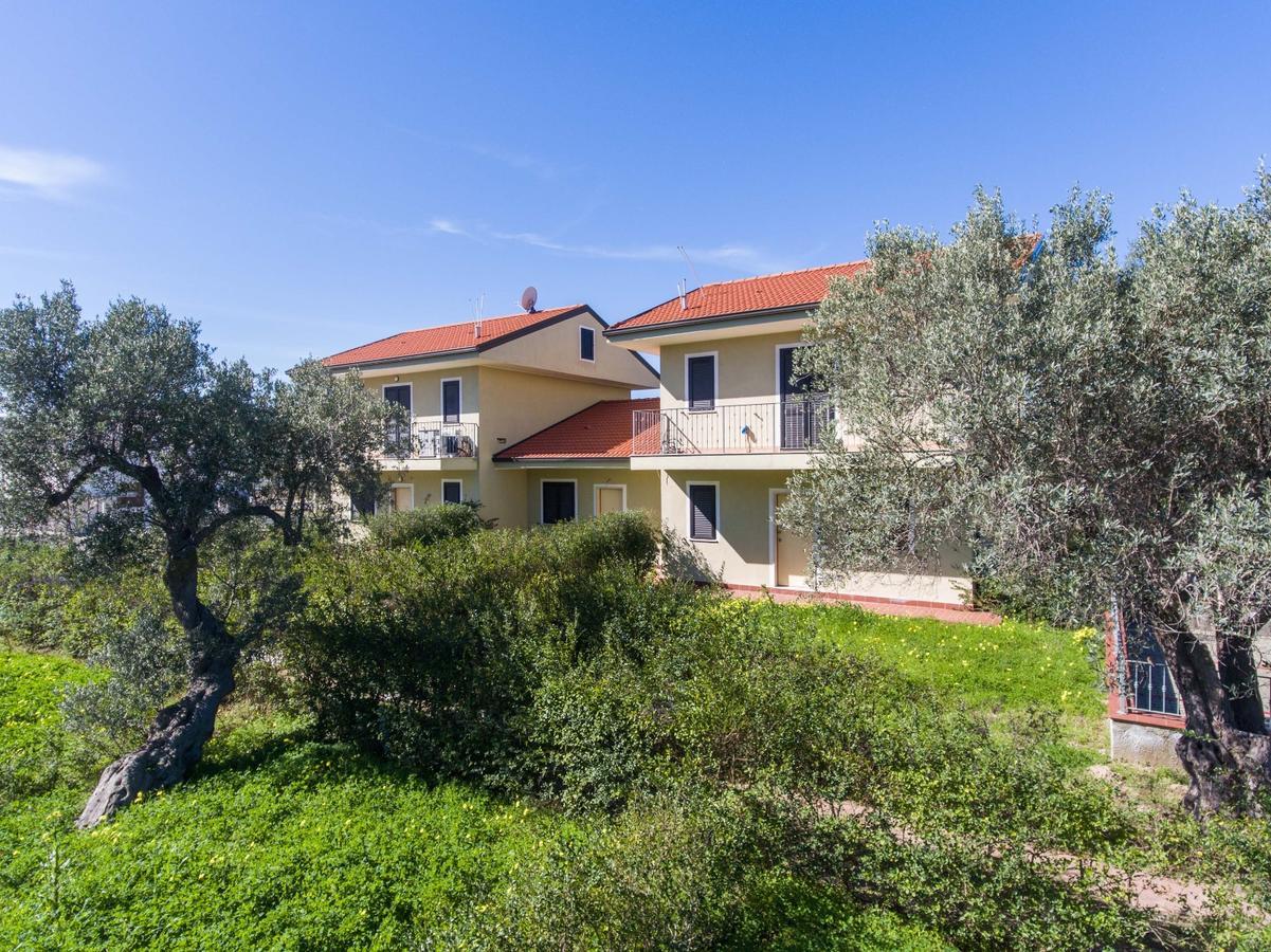 Residence Torretta Beach Crucoli Exteriör bild