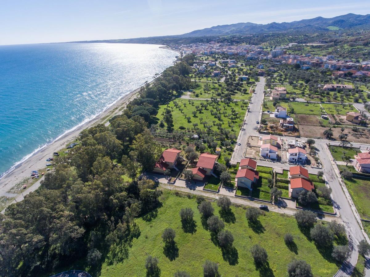 Residence Torretta Beach Crucoli Exteriör bild